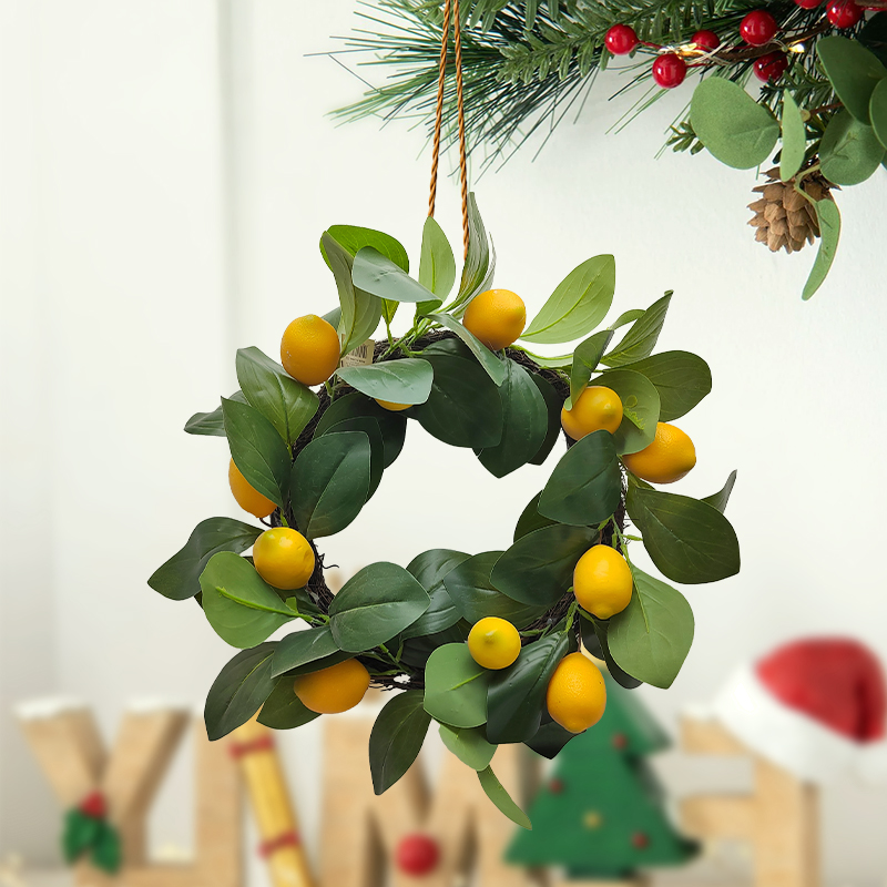  How To Choose A Christmas Wreath: A Thoughtful Guide